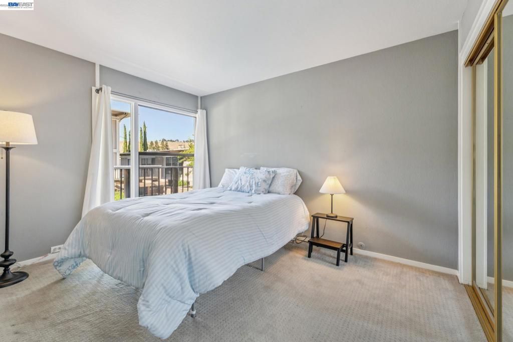 Image 28 of property listing at 2133 Donald Dr 18, Moraga, CA 94556
