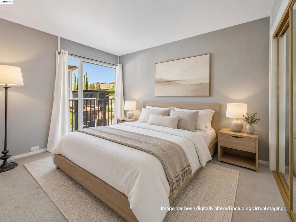 Image 29 of property listing at 2133 Donald Dr 18, Moraga, CA 94556