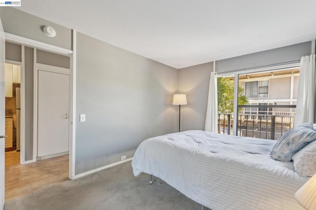 Image 30 of property listing at 2133 Donald Dr 18, Moraga, CA 94556