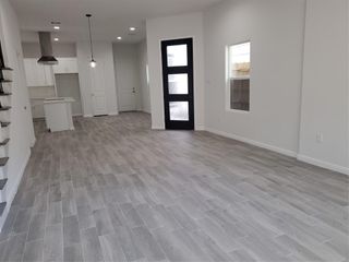 4012 Mckinley Street, Houston, TX 77051