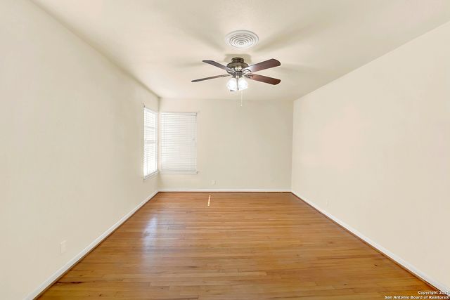 383 Nash Blvd, San Antonio, TX 78223