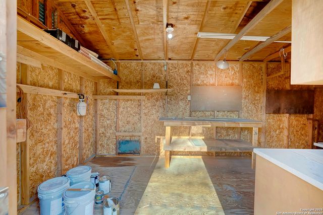 383 Nash Blvd, San Antonio, TX 78223