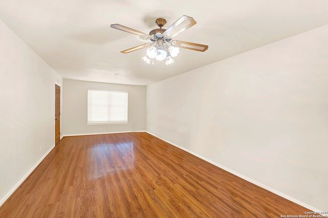 383 Nash Blvd, San Antonio, TX 78223