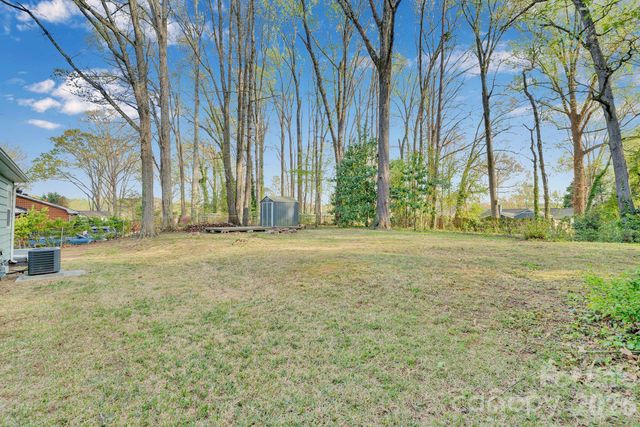 2926 Palm Avenue, Charlotte, NC 28205