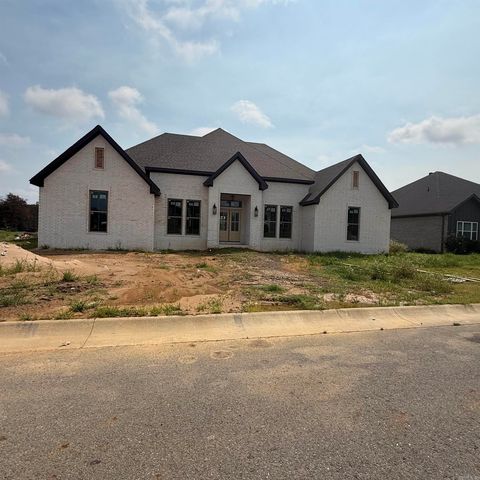 1501 Milligan Drive, Maumelle, AR 72113