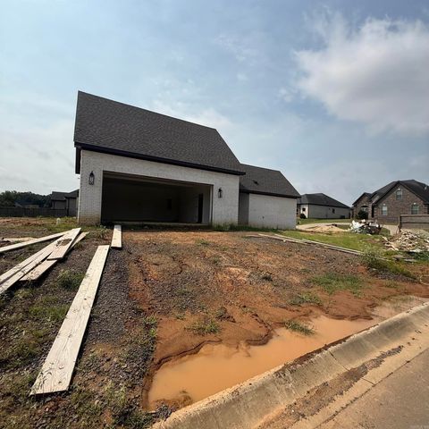 1501 Milligan Drive, Maumelle, AR 72113