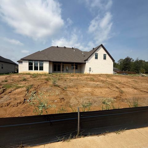 1501 Milligan Drive, Maumelle, AR 72113