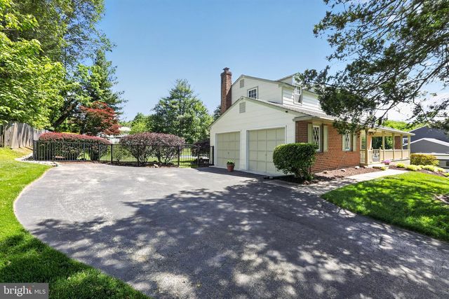 211 LOUIS DR, Exton, PA 19341