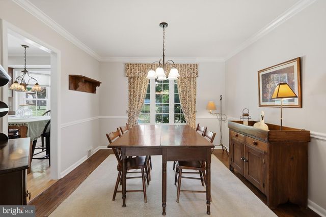 211 LOUIS DR, Exton, PA 19341