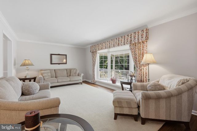 211 LOUIS DR, Exton, PA 19341