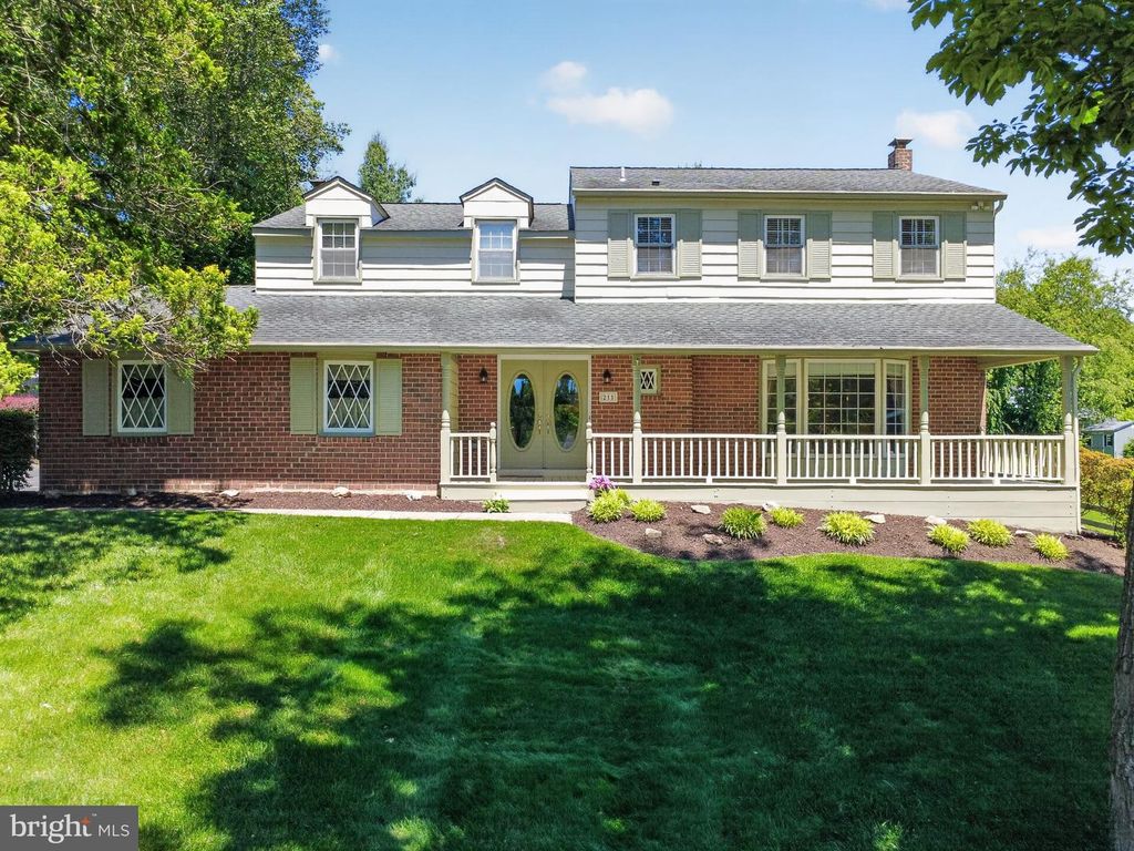 211 LOUIS DR, Exton, PA 19341