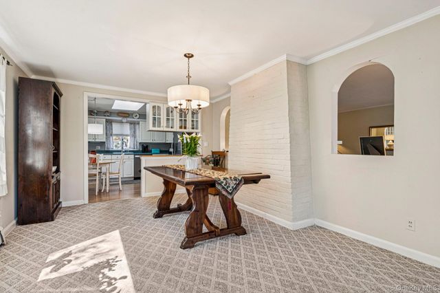 1 Prospect Drive N, Huntington, NY 11746