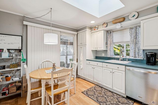1 Prospect Drive N, Huntington, NY 11746