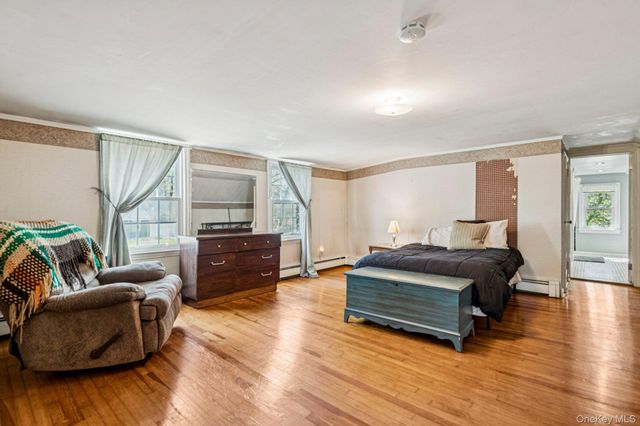 1 Prospect Drive N, Huntington, NY 11746