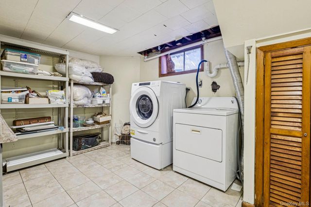 1 Prospect Drive N, Huntington, NY 11746