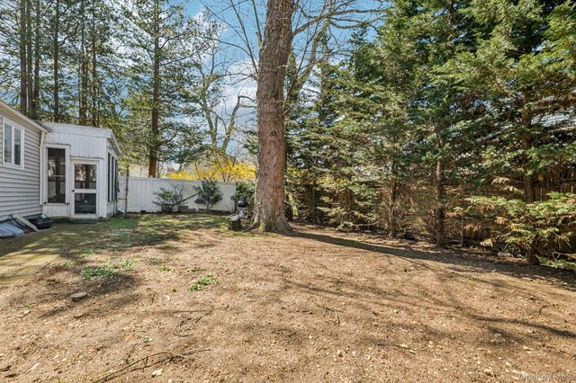 1 Prospect Drive N, Huntington, NY 11746
