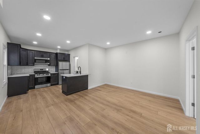 33 Obert Street, South River, NJ 08882