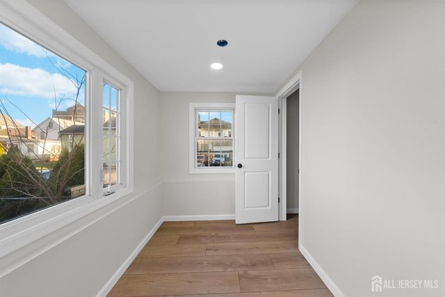 33 Obert Street, South River, NJ 08882