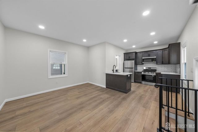 33 Obert Street, South River, NJ 08882