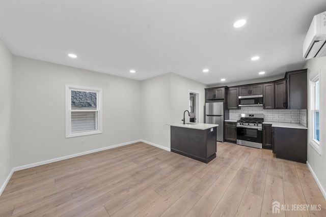 33 Obert Street, South River, NJ 08882