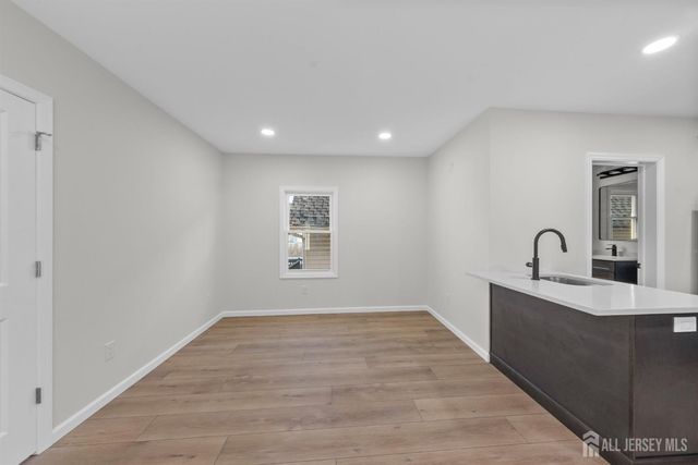 33 Obert Street, South River, NJ 08882