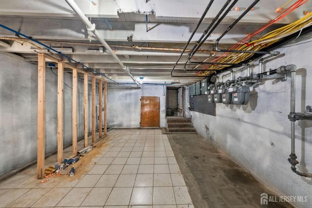 33 Obert Street, South River, NJ 08882