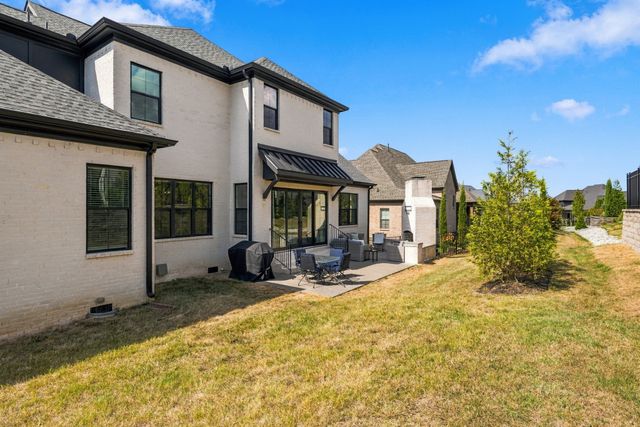 1504 Esplanade Dr, Nolensville, TN 37135