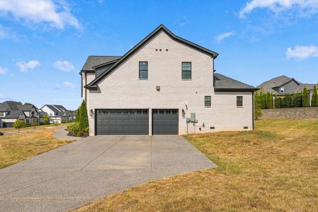 1504 Esplanade Dr, Nolensville, TN 37135