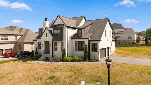 1504 Esplanade Dr, Nolensville, TN 37135