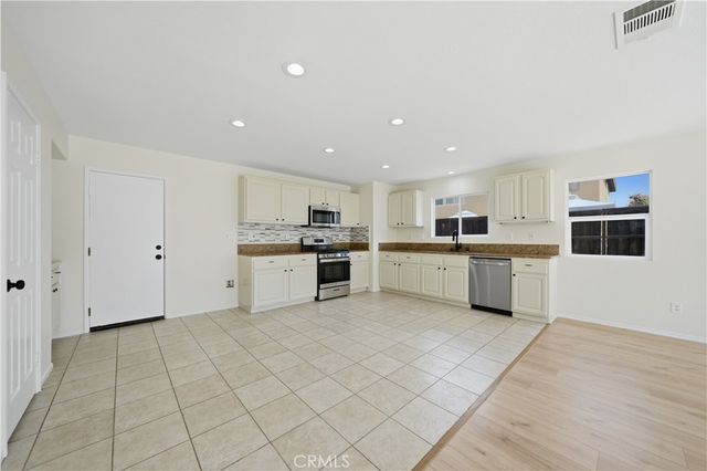 28917 Wallflower, Murrieta, CA 92563