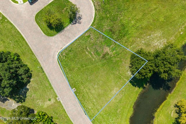 327 Goose Pointe Boulevard, Biloxi, MS 39531