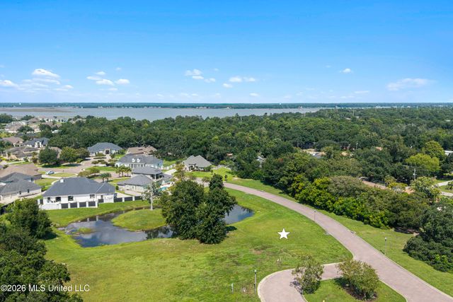 327 Goose Pointe Boulevard, Biloxi, MS 39531