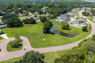 327 Goose Pointe Boulevard, Biloxi, MS 39531