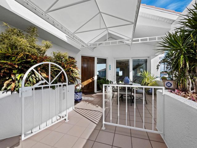 360 GULF OF MEXICO DRIVE 333, Longboat Key, FL 34228