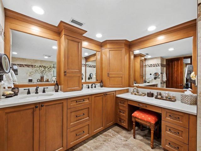 360 GULF OF MEXICO DRIVE 333, Longboat Key, FL 34228