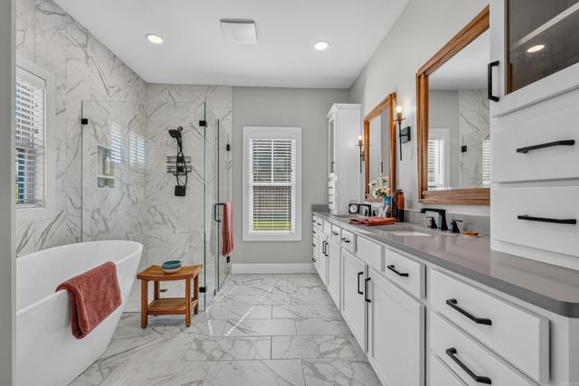 864 Belle Grove Loop, Benton, AR 72019