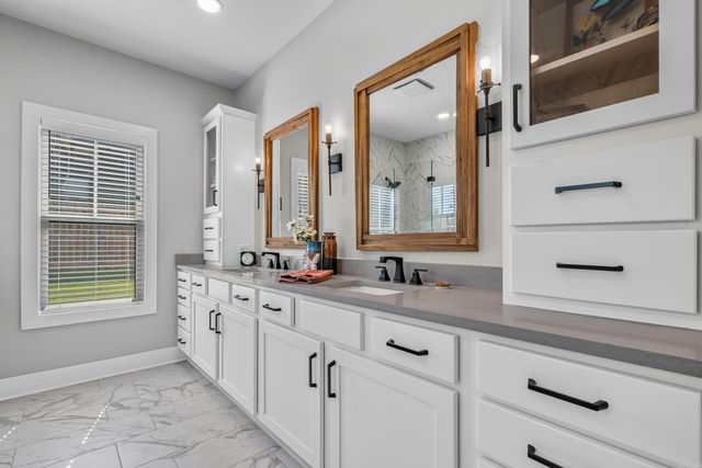 864 Belle Grove Loop, Benton, AR 72019