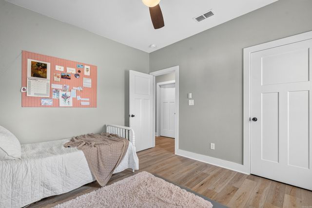 864 Belle Grove Loop, Benton, AR 72019