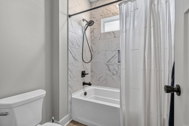 864 Belle Grove Loop, Benton, AR 72019