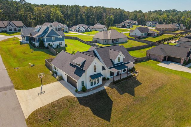 864 Belle Grove Loop, Benton, AR 72019