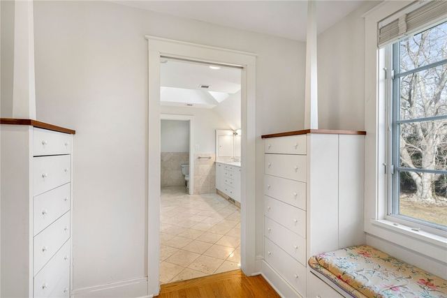 9 Ocean Lawn Lane, Newport, RI 02840