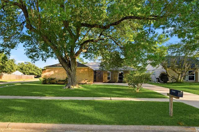 15826 Dunmoor Drive, Houston, TX 77059