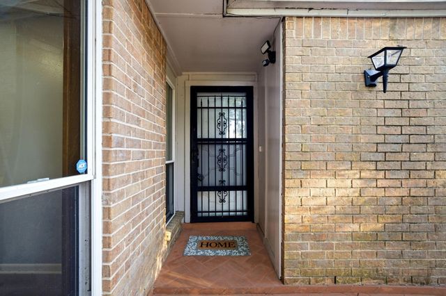 15826 Dunmoor Drive, Houston, TX 77059
