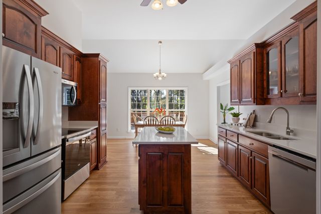 1308 Morlinty Ct, Columbia, TN 38401