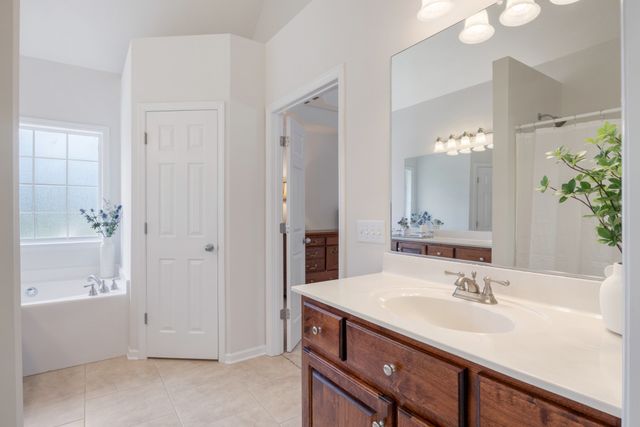 1308 Morlinty Ct, Columbia, TN 38401