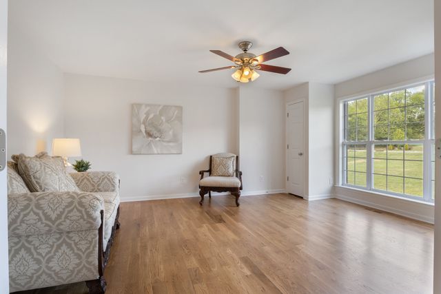 1308 Morlinty Ct, Columbia, TN 38401