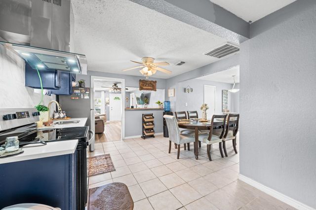 1807 Nashby Street, La Marque, TX 77568