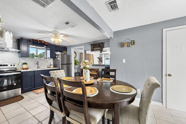 1807 Nashby Street, La Marque, TX 77568