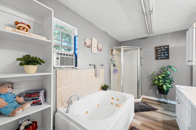 1807 Nashby Street, La Marque, TX 77568