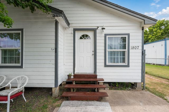 1807 Nashby Street, La Marque, TX 77568